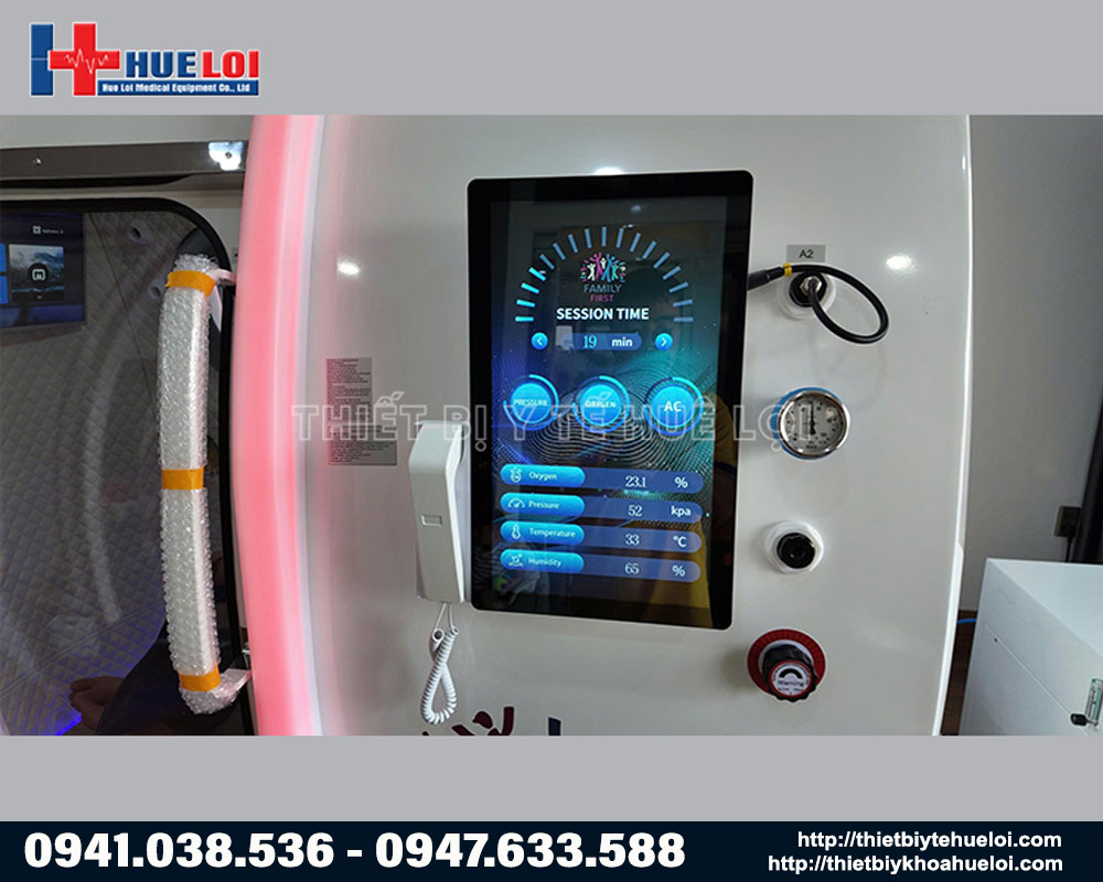 M&agrave;n h&igrave;nh điều khiển buồng oxy thế hệ mới